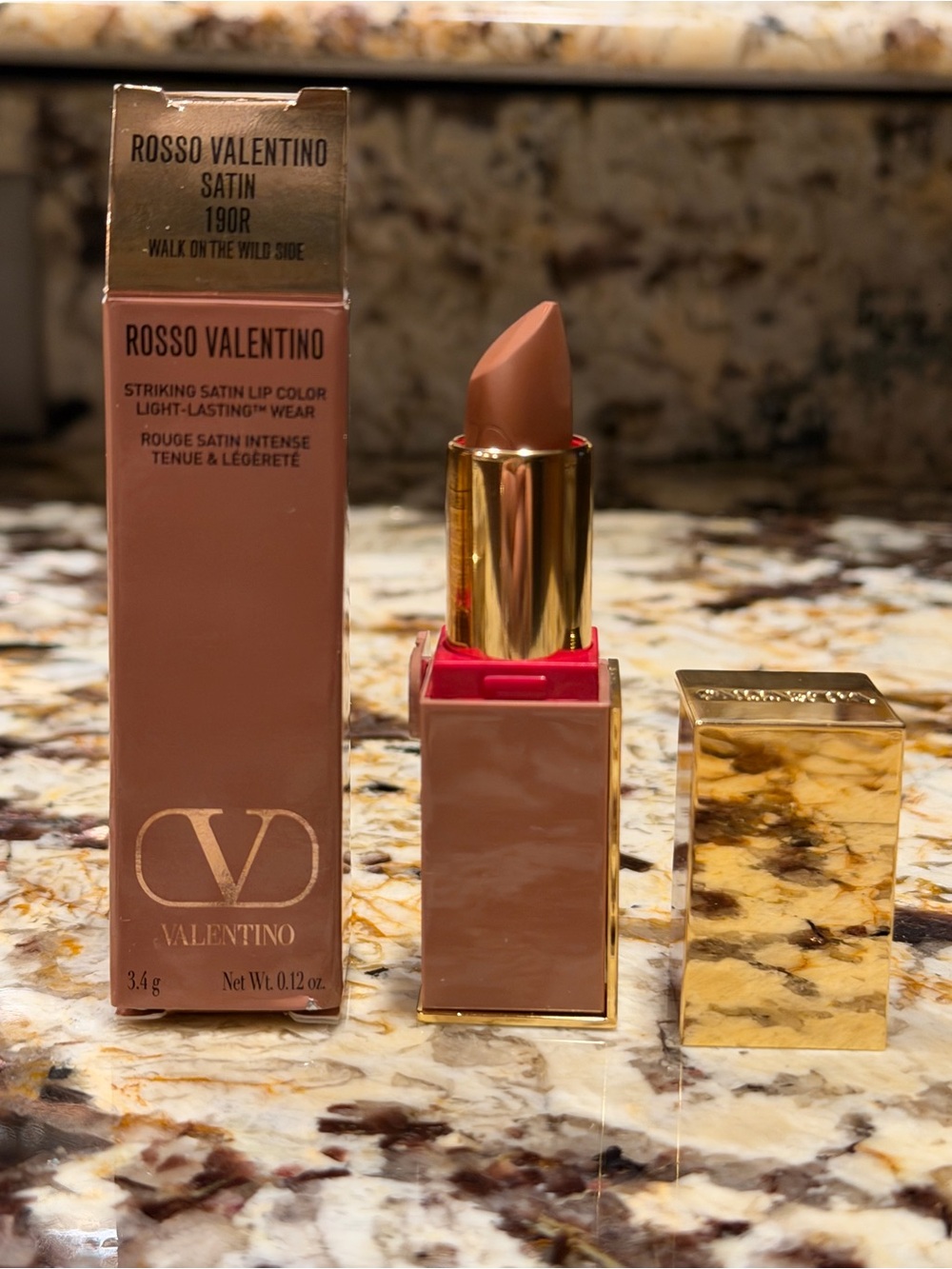 Valentino Rosso Valentino Satin Lipstick - Shade 190 R, Walk on the Wild Side